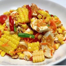 ตำข้าวโพดไข่เค็ม