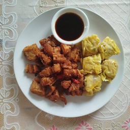 [เซตสุดฮิต] ขนมจีบไส้หมูสับเห็ดหอมเจ + หมูกรอบคั่วพริกเกลือ