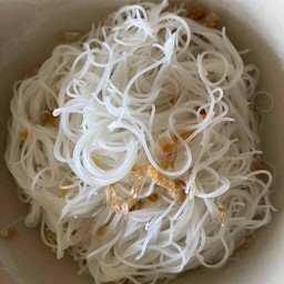 เส้นหมี่ขาวลวก