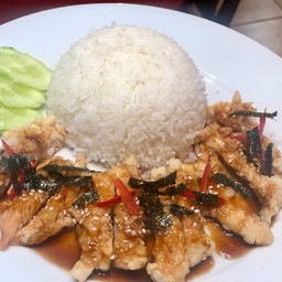 ข้าวไก่ทอด ซอสพริกเกาหลี