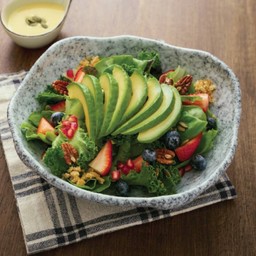 สลัดอะโวคาโดเบอร์รี่