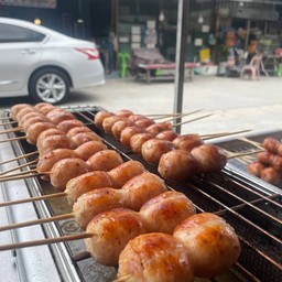 ไส้กรอกหมู (วุ้นเส้น) 4 ไม้