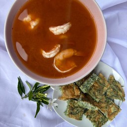 แกงส้มชะอมกุ้ง