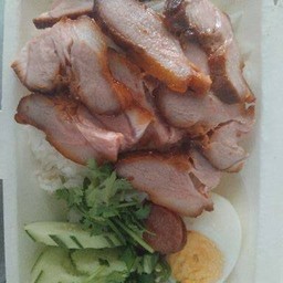 ข้าวหมูแดง