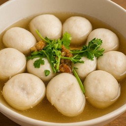 ลูกชิ้นลวกฮ้อนๆ(8ลูก)