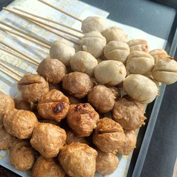 ลูกชิ้นเอ็นเนื้อ 5 ไม้