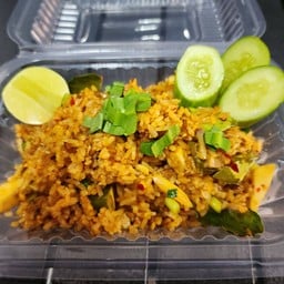 อาหารตามสั่งร้านเพราข้างครัว