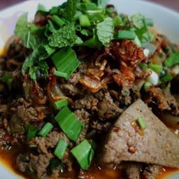 ร้านข้าวซอยม่วนใจ๋ อาหารเหนือ