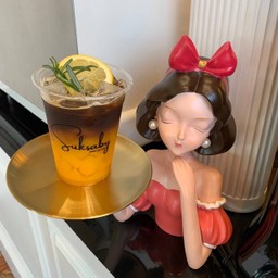 ออเร้นท์จิโน่