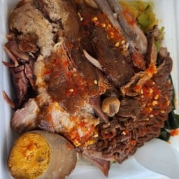 ป้า ข้าวต้ม