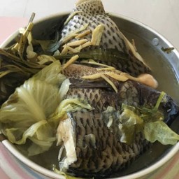 นึ่งปลานิล(2ชิ้น)+น้ำพริกปลาร้า+ผักนึ่งตามฤดูกาล