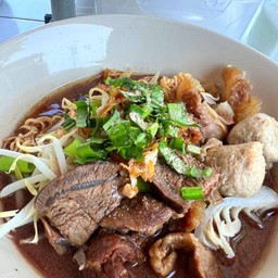 มาม่าเนื้อ