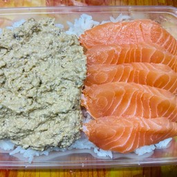 ข้าวราดมันปูแซลม่อน