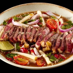 ยำเนื้อย่างโคขุน