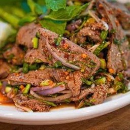 น้ำตกหมู