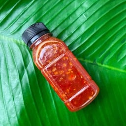 น้ำยำ ขนาด 120 ml ( รสจัด แซ่บซี๊ด )