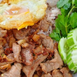 ข้าวหมูกระเทียม