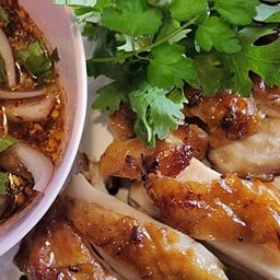 ไก่ย่าง+น้ำจิ้มแจ่ว
