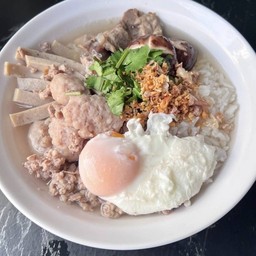 [ข้าวต้ม] ญวน+ไข่