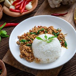 ข้าวกะเพราหมูสับ