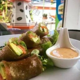 ปอเปี๊ยะสด