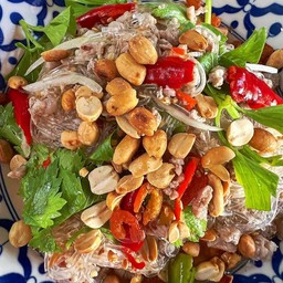 ส้มตำ แนนซี่ แซ่บจิ๊ด