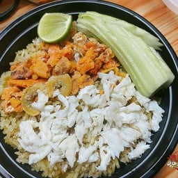 ข้าวผัดมันปู +ไข่ปูสีส้มๆๆ