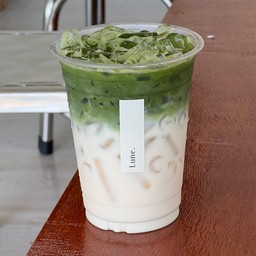 มัทฉะน้ำมะพร้าวนมโอ๊ต