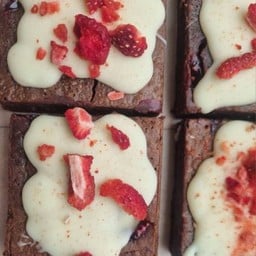Raspberry Brownie