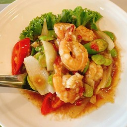 กุ้งผัดกะปิสะตอ
