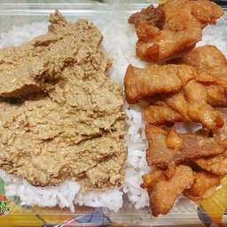 ข้าวราดมันปูหมูทอด