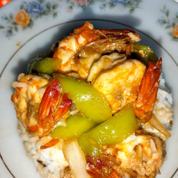 ข้าวผัดพริกหยวก