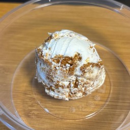 GREEK YOGURT Biscoff favor