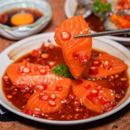 แซลม่อนดองซีอิ๊ว