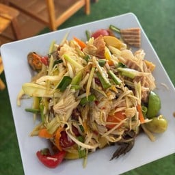 ตำแหลก ยำแหกปาก