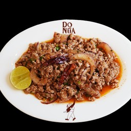 ลาบหมูข้าวคั่ว