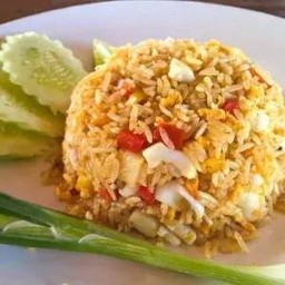 ข้าวผัดสับปะรด