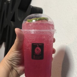 น้ำแดงมะกรูดโชดา