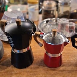 เอกเย็นชา Coffee กาแฟ ชาไทย เอกเย็นชา สาขา บางปะอิน