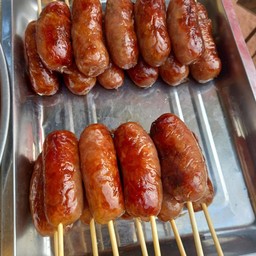 ใส้กรอกข้าวเนื้อใส้แท้ 1ชุด 4ลูก