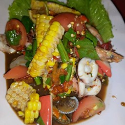 ตำข้าวโพดทะเลปลาร้า