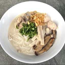 ก๋วยจั๊บญวนซุปทงคตซึ