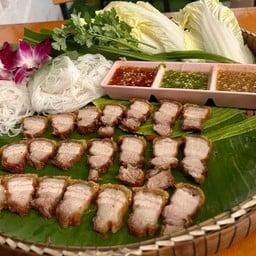 เมี่ยงหมูกรอบ