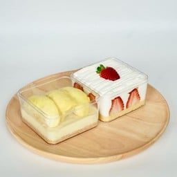 โปรคู่! ชีสเค้กทุเรียน+สตอเบอรี่ช็อตเค้ก