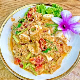 หมึกผัดไข่เค็ม