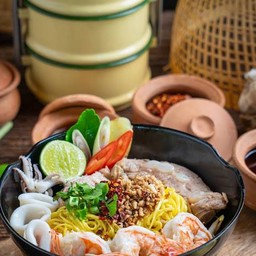 ก๋วยเตี๋ยวแห้งรวมทะเล