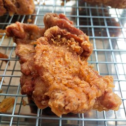 สะโพกไก่ 1 ชิ้น
