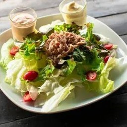 ทูน่า สลัด