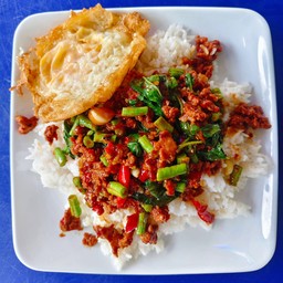 กระเพราเนื้อ