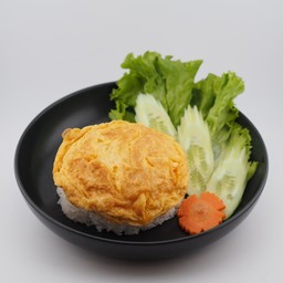 ข้าวไข่เจียว + เนื้อสัตว์